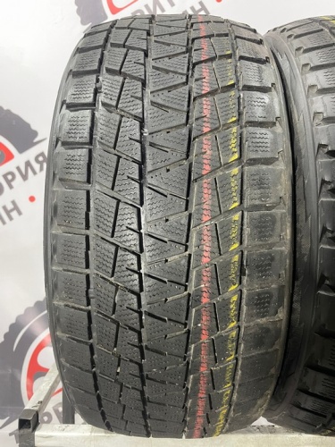 Bridgestone Blizzak DM-V1 R20 275/40