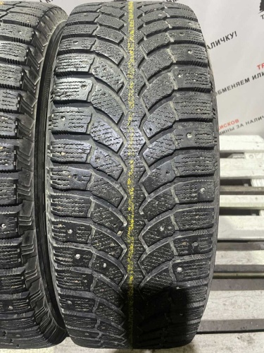Bridgestone Blizzak Spike-01 R16 215/65