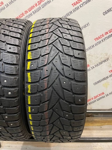 Dunlop SP Winter Ice 02 R16 205/55