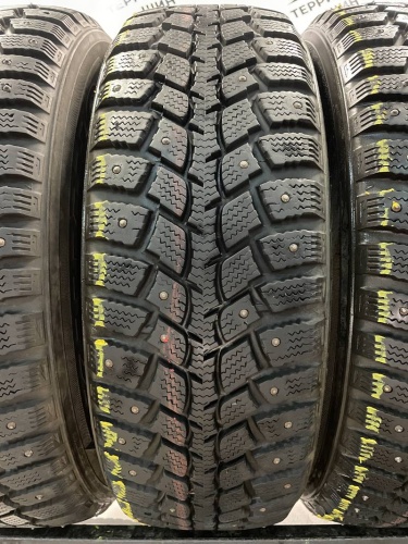 Kumho I*zen Wis KW19 R15 185/65