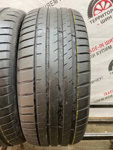 Michelin Pilot Sport 4 225/45 96W R19