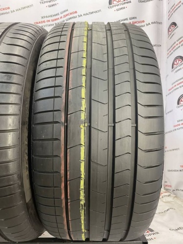 Pirelli P Zero 275/35. 315/30 R21
