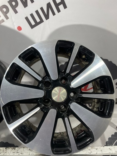 Диски литые KIA R16 5.114.3 ет45 цо67.1
