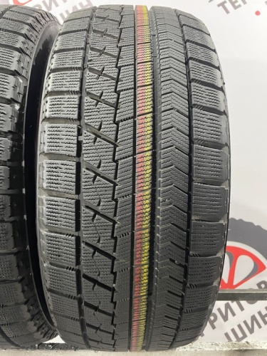 Bridgestone Blizzak VRX R18 235/50