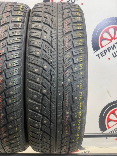Kumho I*Zen RV Stud R17 225/65