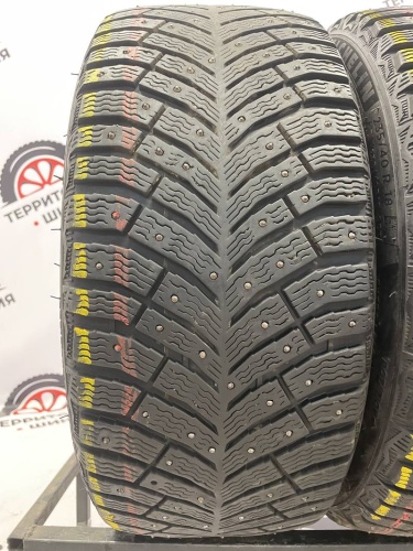 Michelin X-Ice North 4 R 18	235/45