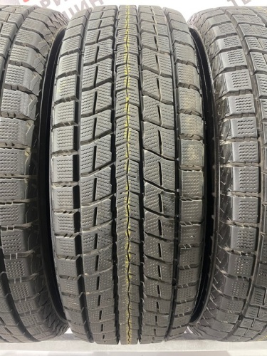 Dunlop Winter MAxx SJ8 R17 225/65