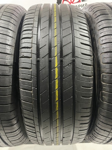 Goodyear EfficientGrip R17 215/55