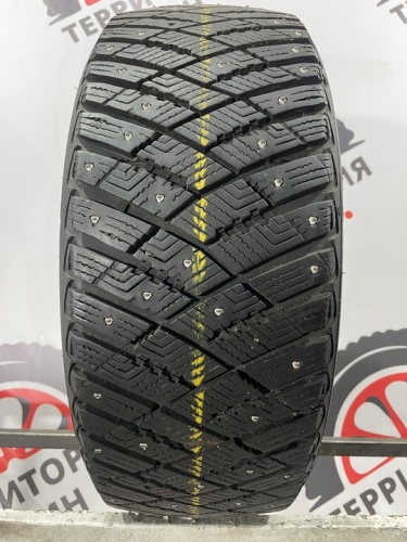 Goodyear Ultragrip Ice Arctic R17 205/50
