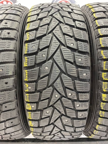 Dunlop SP Winter Ice 02  R15 195/60
