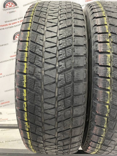 Bridgestone Blizzak DM-V1 R16	215/70