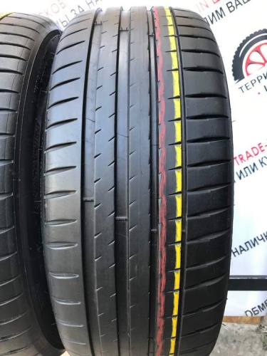 Michelin Pilot Sport 4 R19 225/45