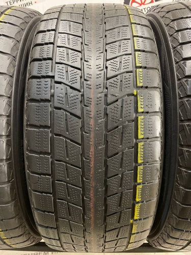 Dunlop WinterMaxx SJ8 R17   235/55